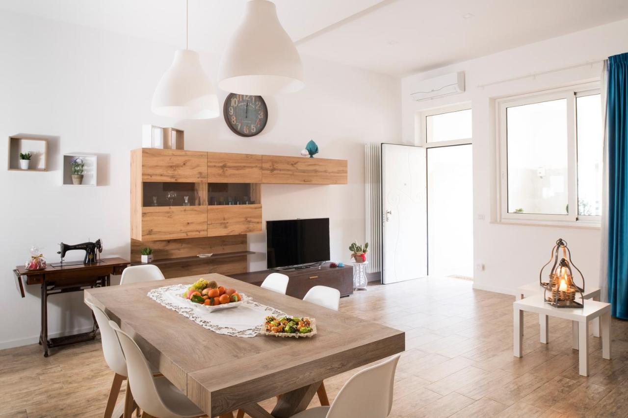 La Dimora Dei Ricordi Villa Monopoli Exteriör bild